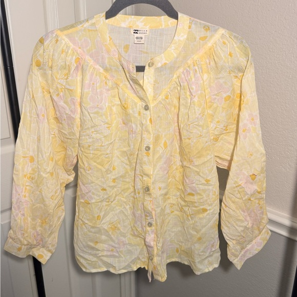 Billabong Yellow Floral Skirt, Preppy and flowy size M - Picture 2 of 5